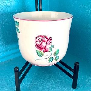 Tiffany & Co Strasbourg - Large planter flowers pattern Porcelain flower pot. 🌸